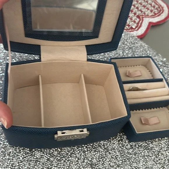 No Hoku, Hawaii is finest jewelry case - Picture 6 of 11